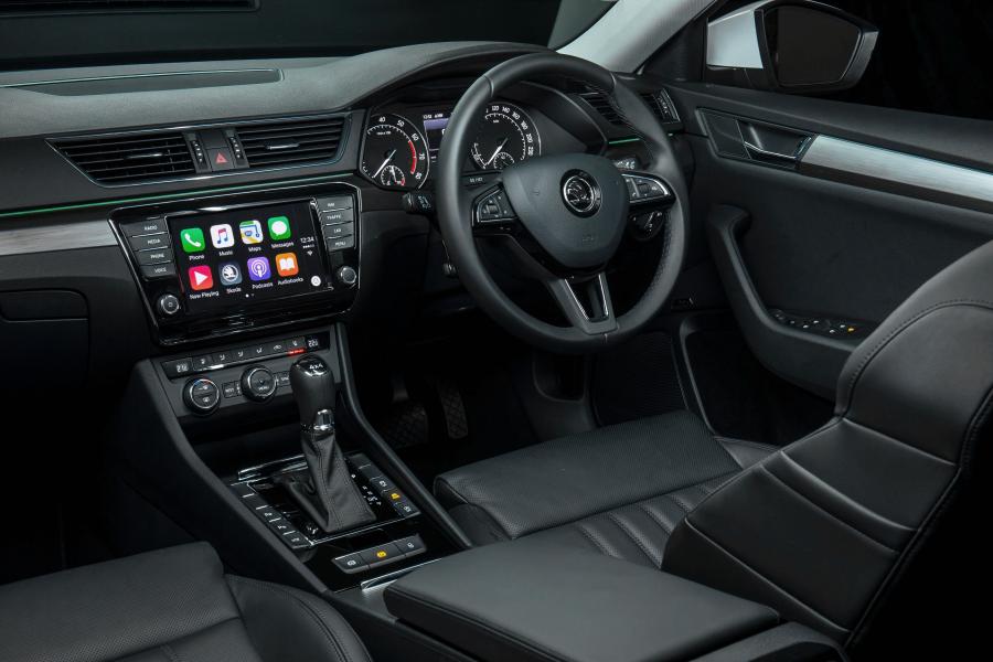  Skoda Superb 4x4 2016 года  (AU) (фото 18 из 18)